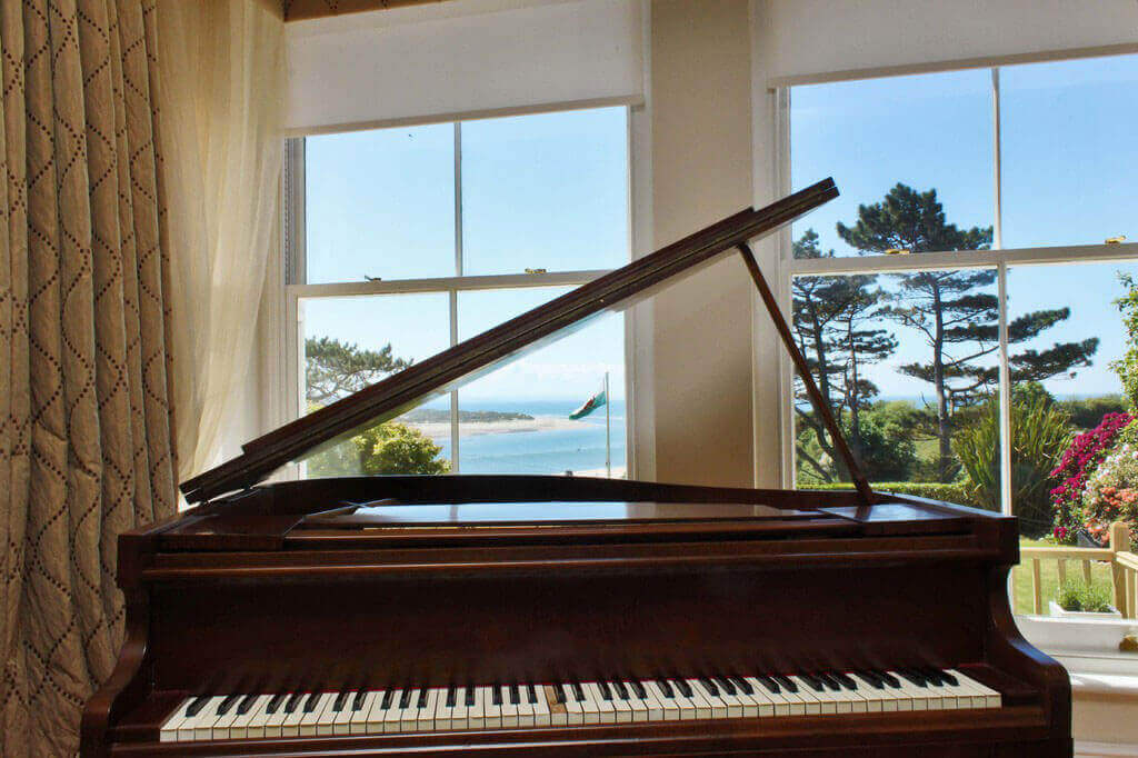 Argoed Image - Piano 2 (Open)